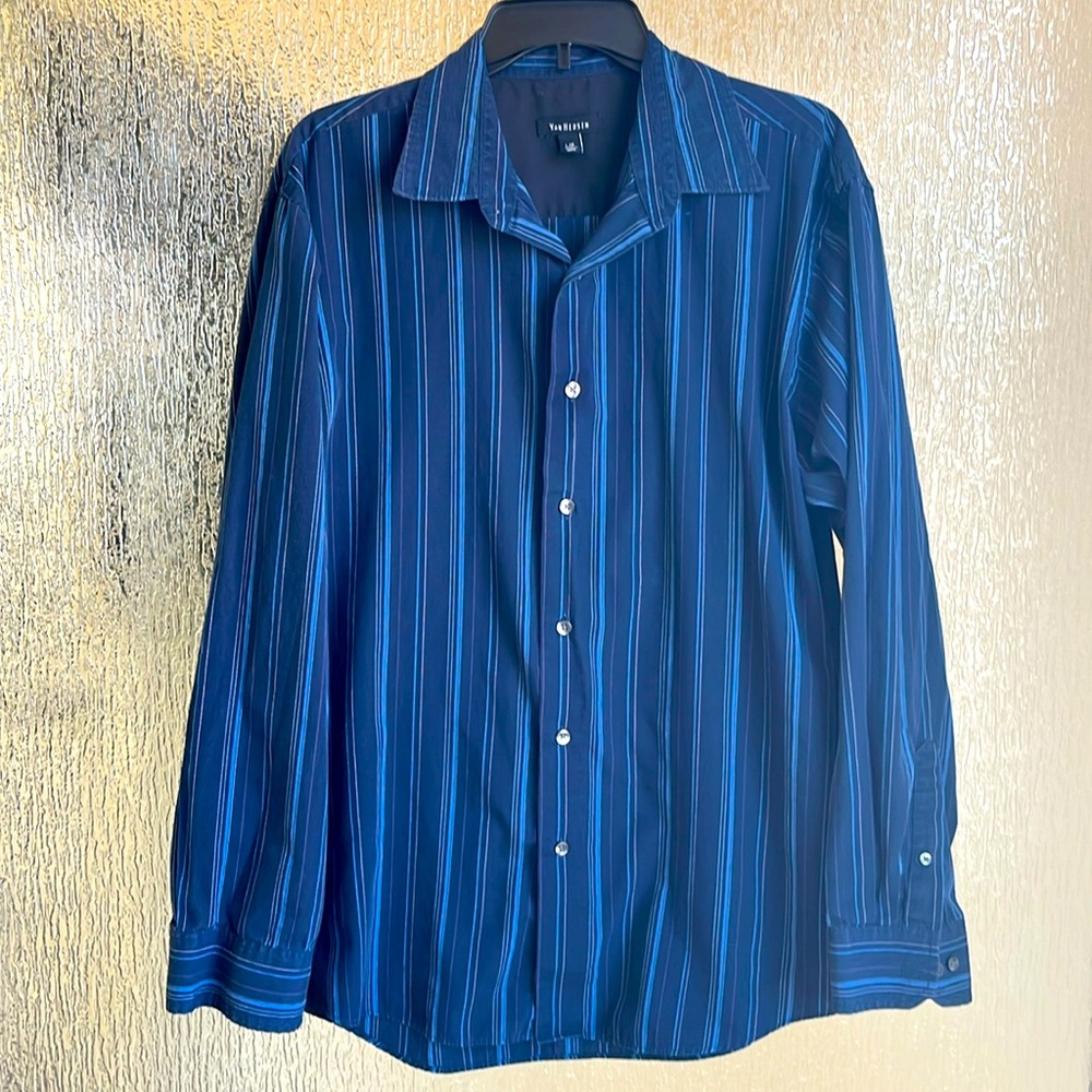 Van Heusen large dark blue striped button down shirt
